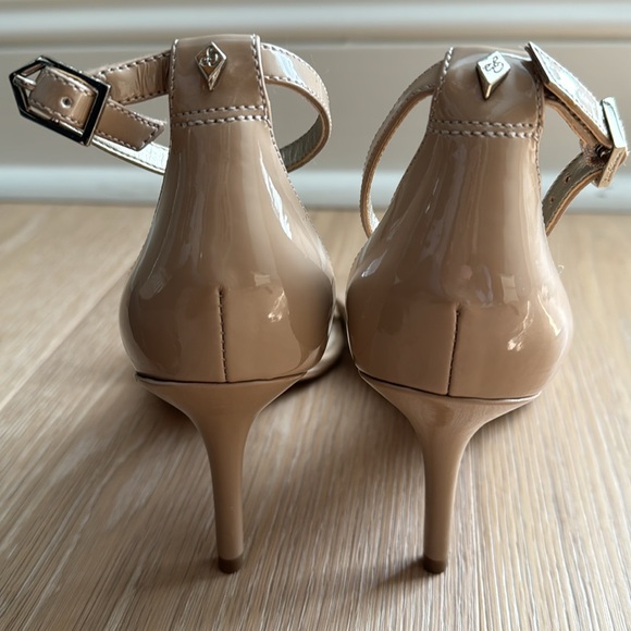 Sam Edelman Patti Nude Ankle Strap Sandal, Size 4 - Picture 6 of 7